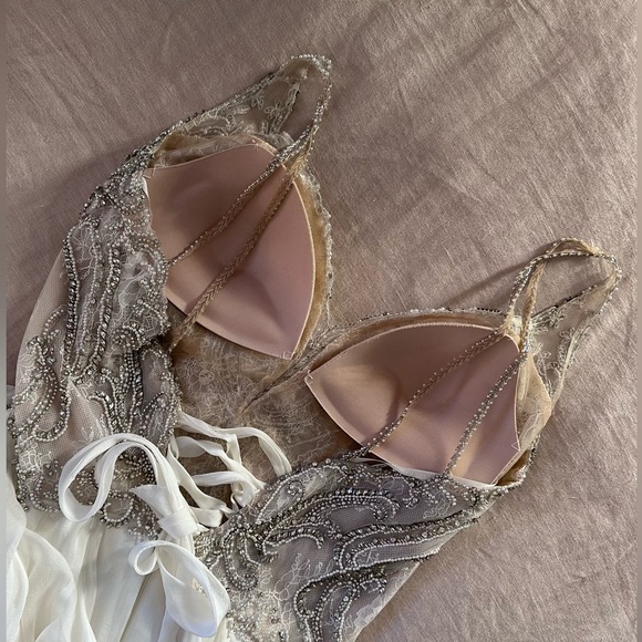 Customized Martina Liana 938 Boho Ivory Silk And Lace Wedding Dress Size 12 US - Picture 10 of 16